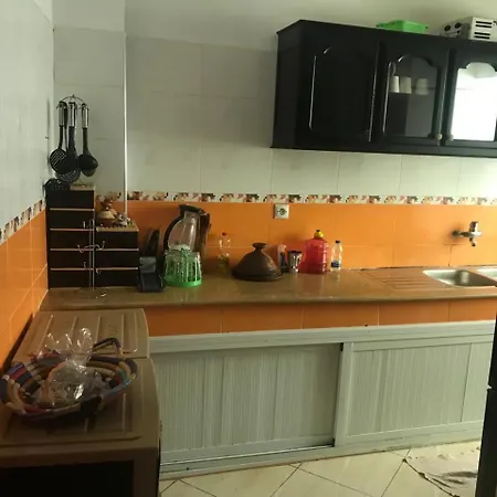 Appartement Familial A 3Min De La Gare Routiere Tanger Exterior photo