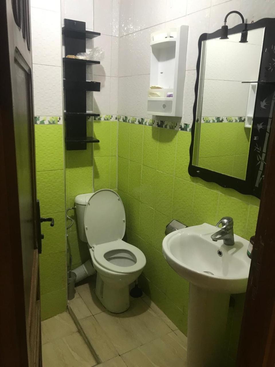 Familial A 3min De La Gare Routiere Apartment